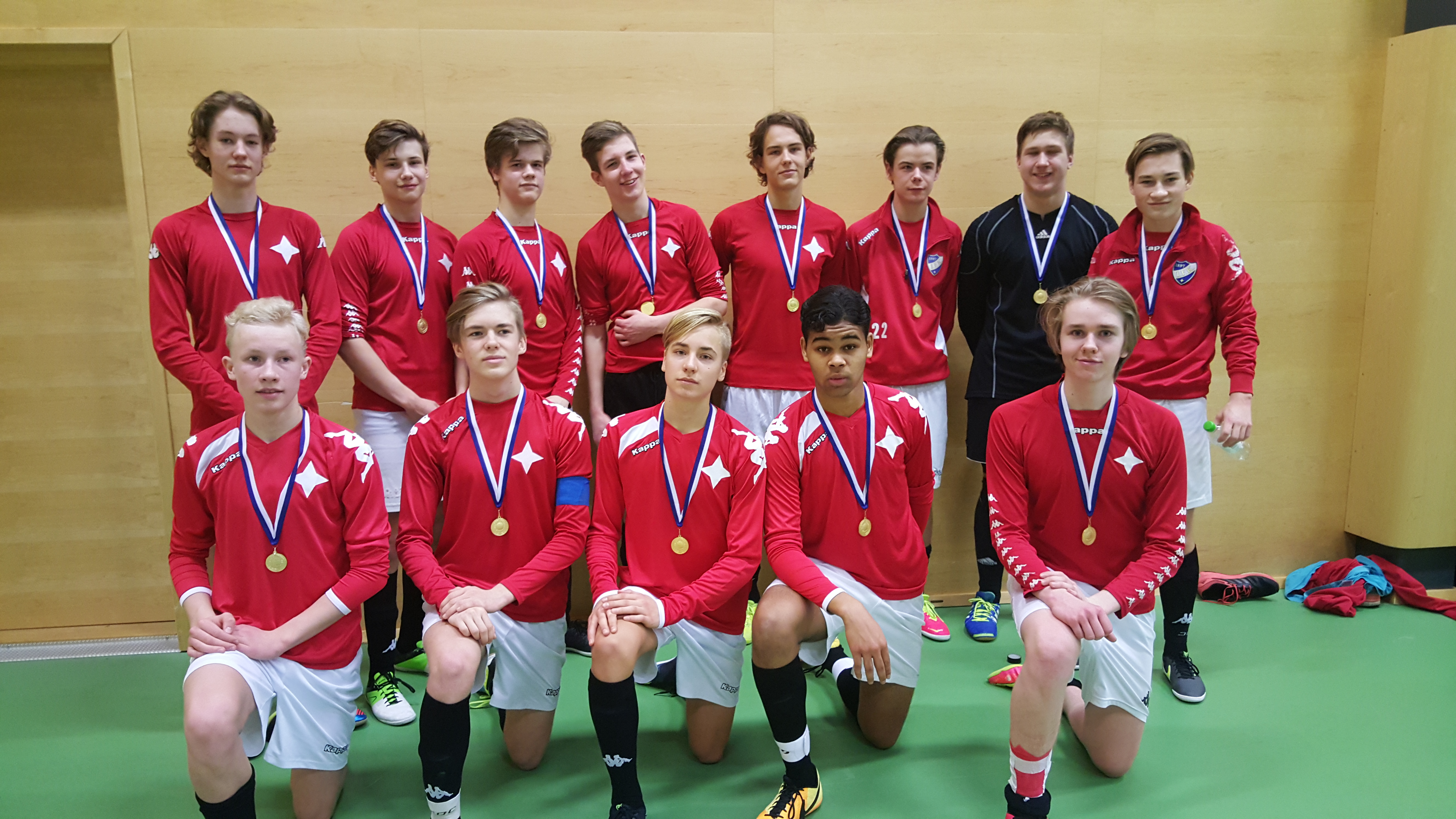 Futsalin aluesarjan mestarit  ja SM-lopputurnaus edustajat 2015-2016