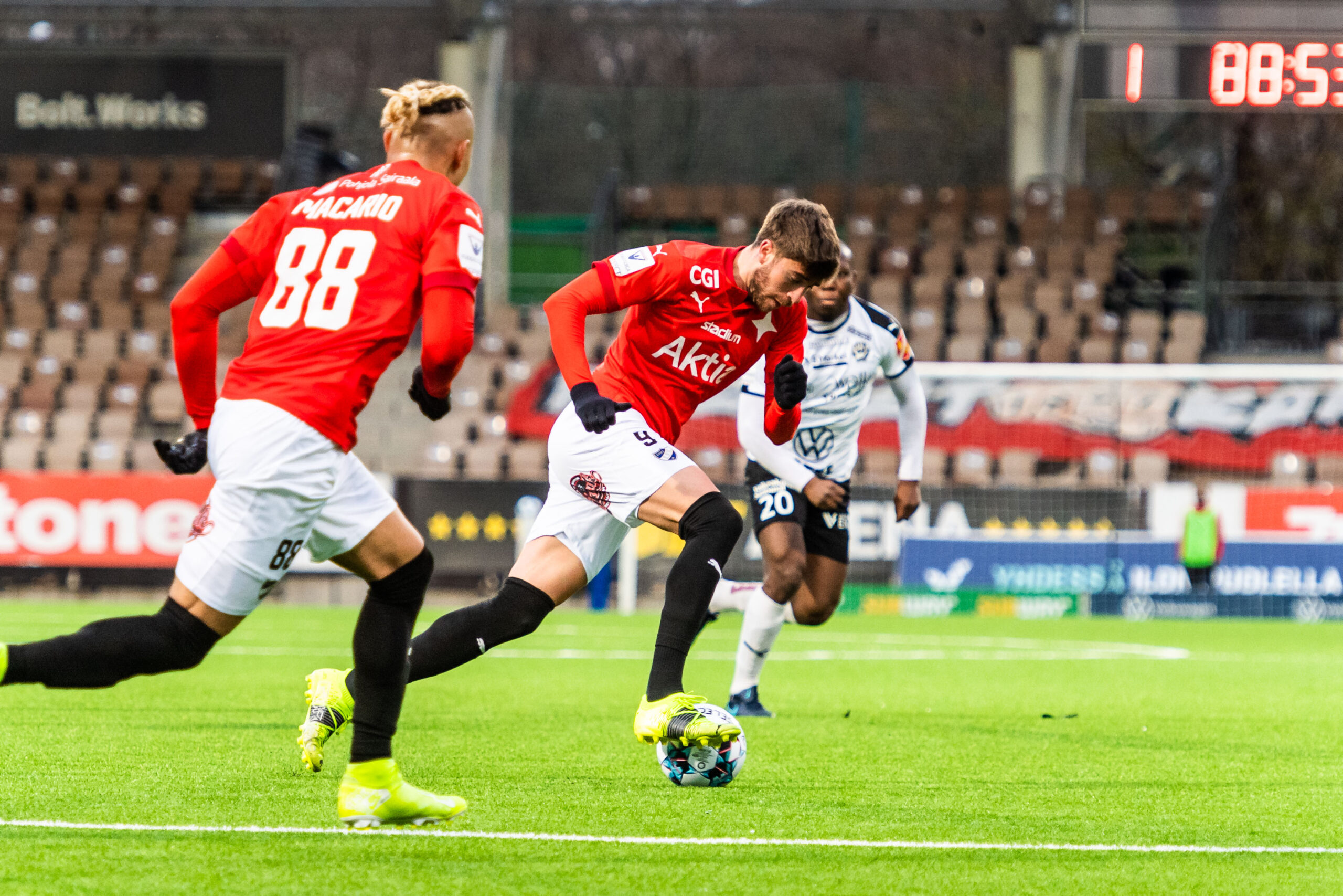 Syyskuun ensimmäinen ottelu Valkeakoskella – HIFK matkustaa Hakan vieraaksi perjantaina