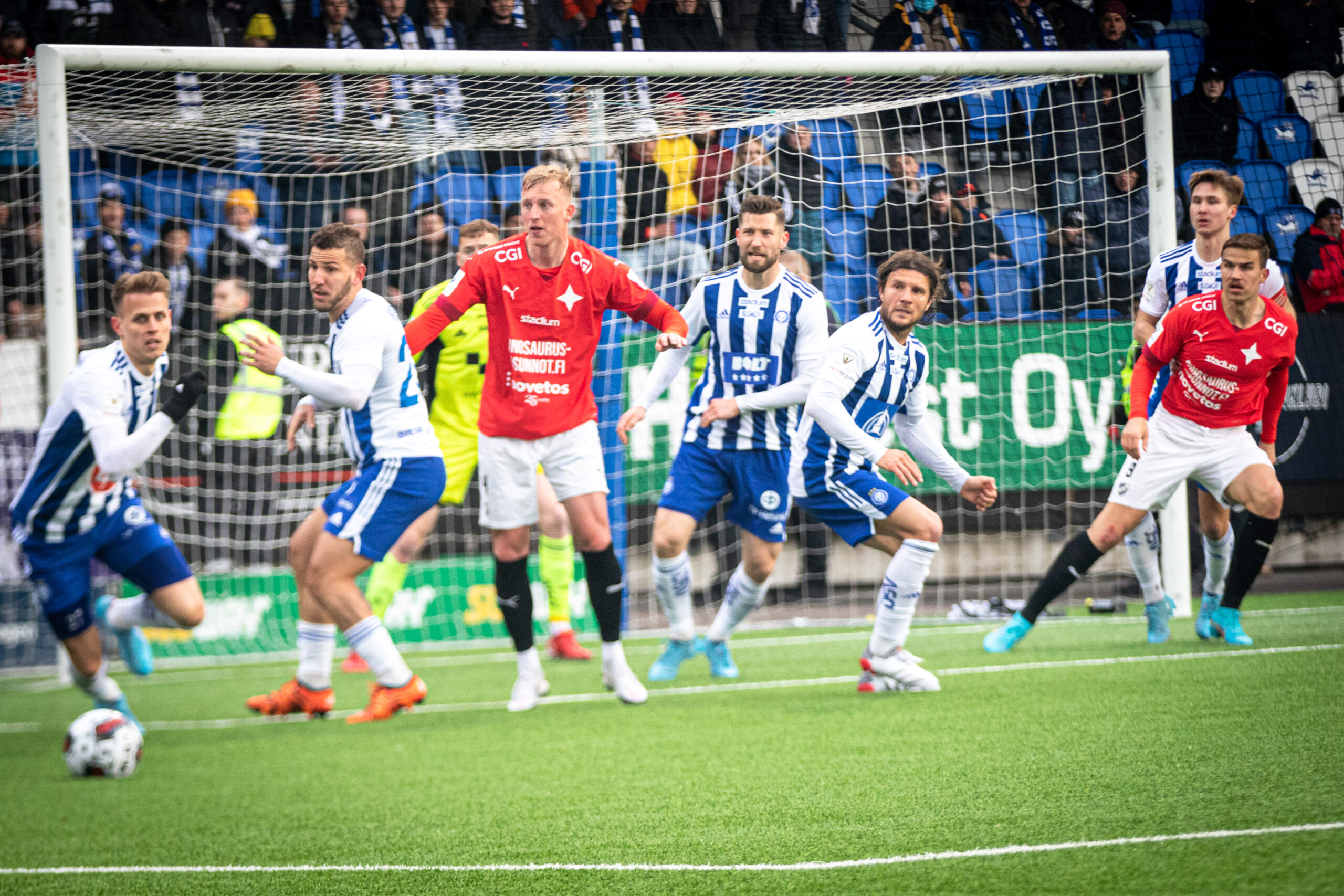 Derby päättyi pettymykseen, HJK parempi maalein 0-2