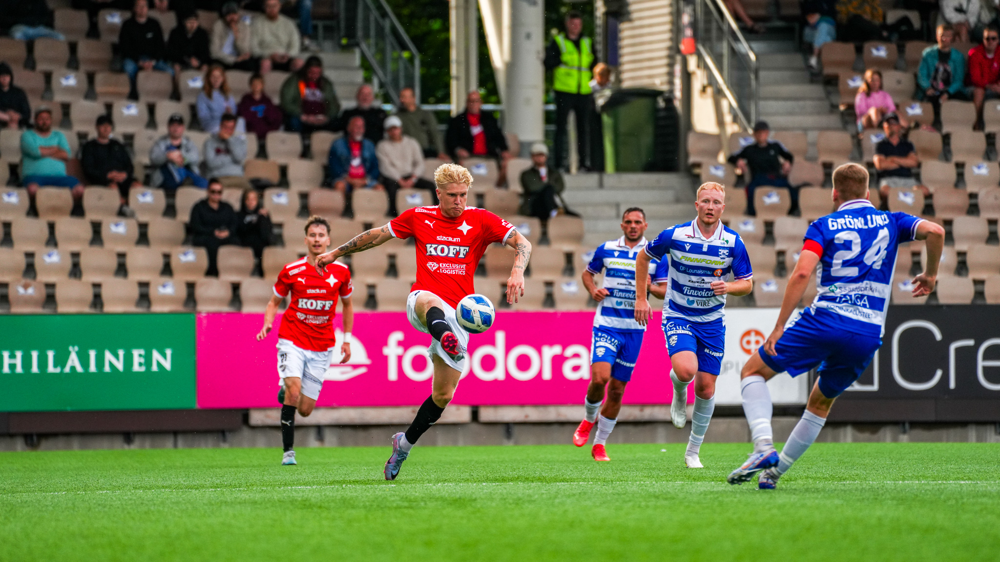 HIFK ja SalPa tasapeliin monivaiheisen ottelun jälkeen Töölössä 