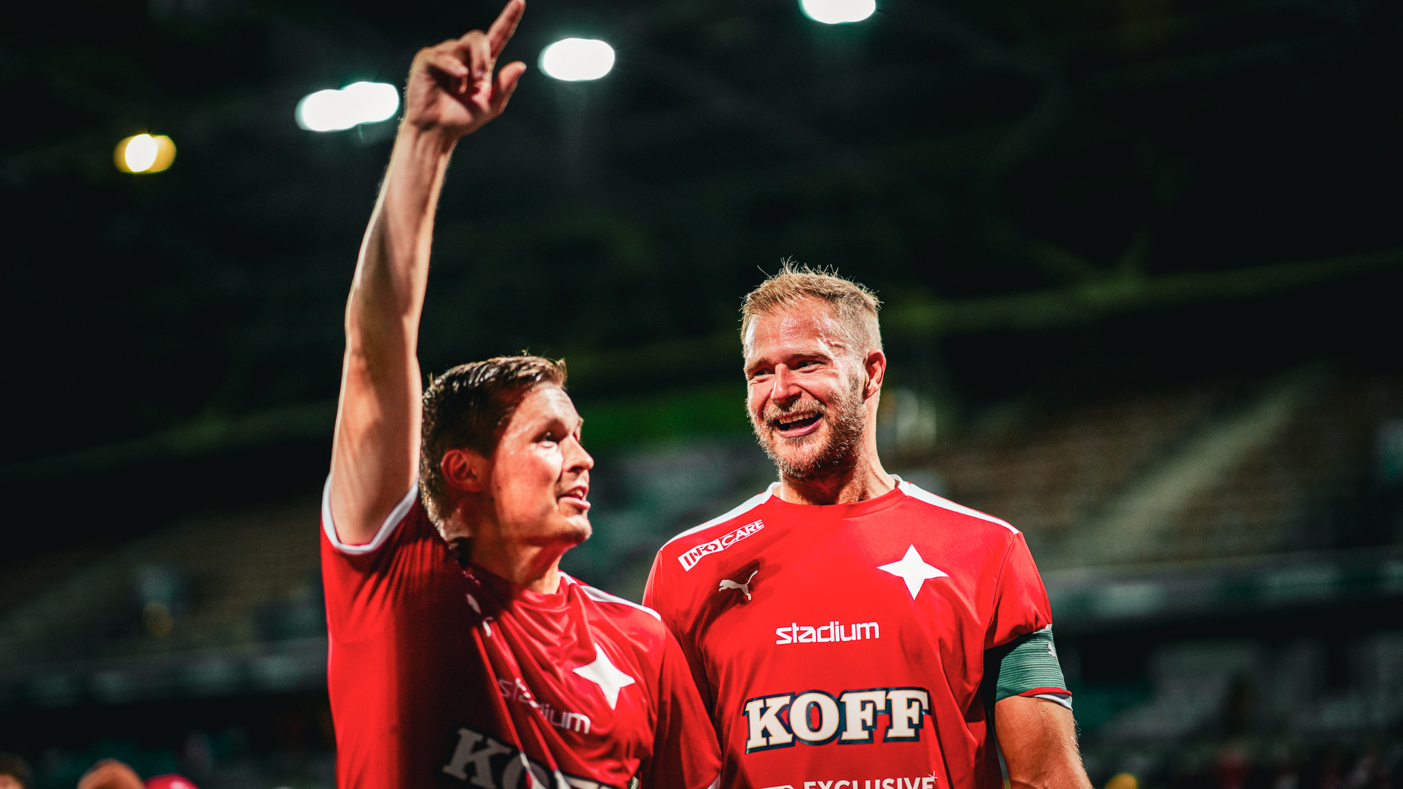 Kauden viimeinen kotipeli ja Paulus Arajuuren jäähyväisottelu päättyi HIFK:n juhlaan